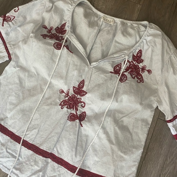 Velvet graham & spencer tagan embroidered blouse - Picture 5 of 9